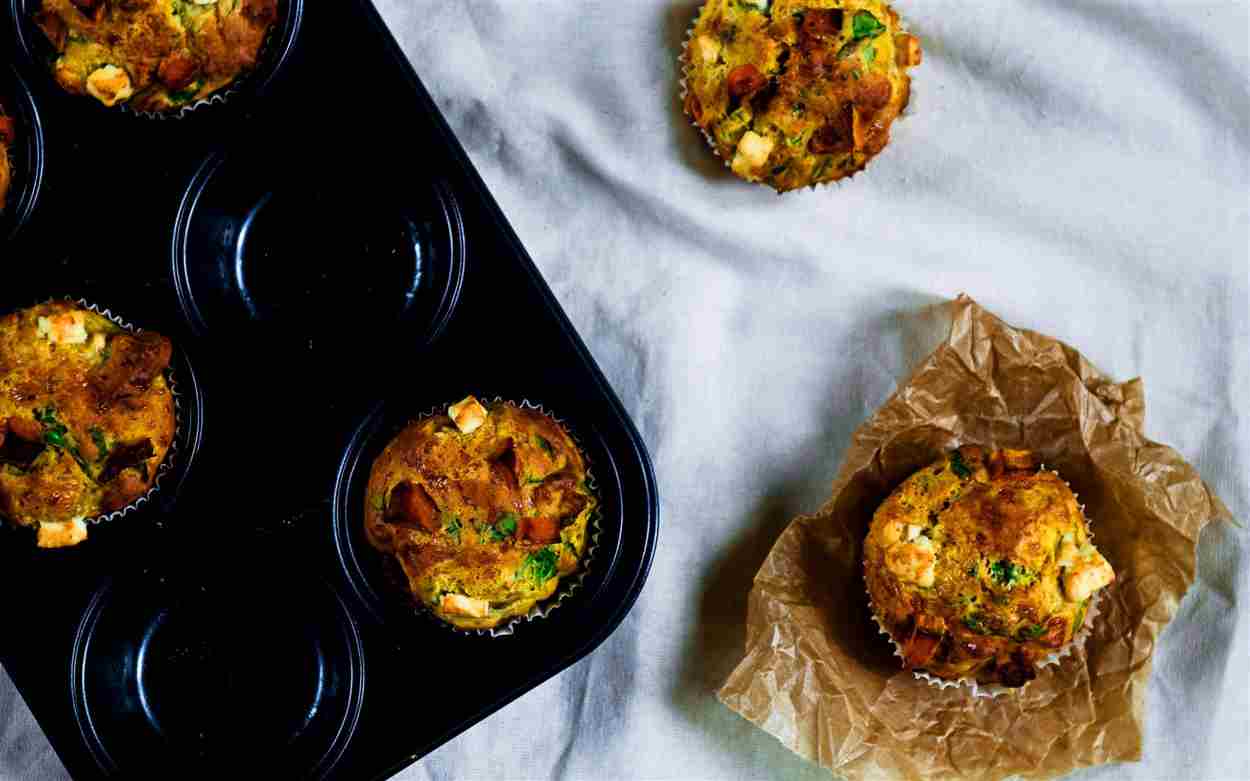 Muffins de aceitunas verdes y queso